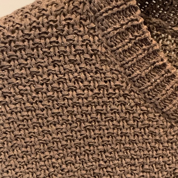 Kenneth Cole chunky knit cropped sweater size M - Picture 4 of 4